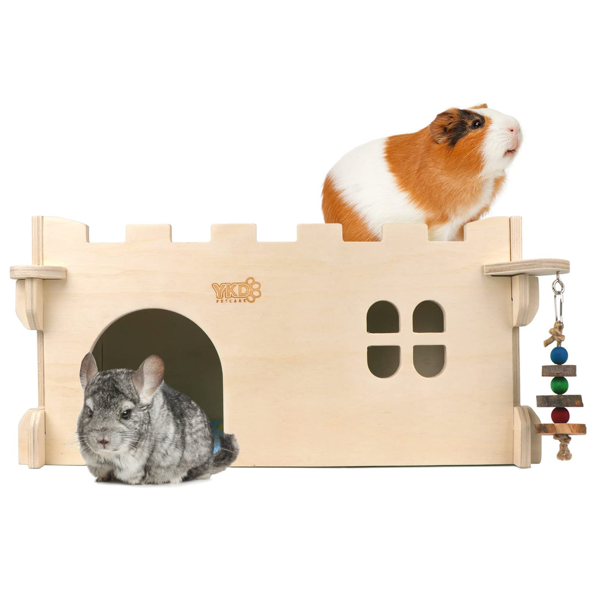 YKD Castle Chinchilla House exterior shows sturdy ventilation and natural wood appeal for daily use