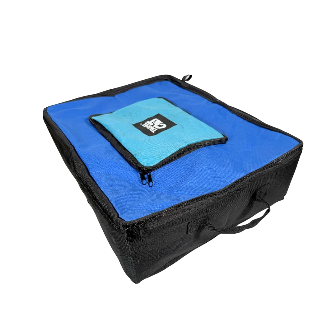 Your Cat Backpack side handles simplify carrying and quick placement.