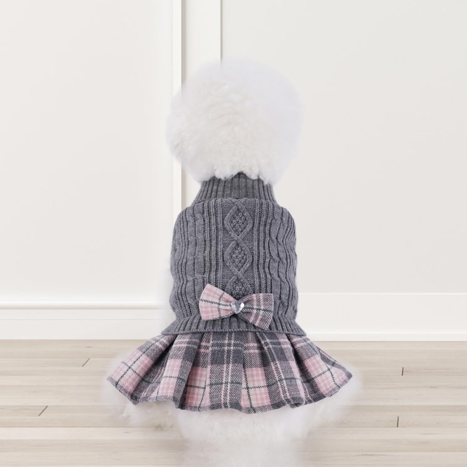 YUDODO machine-washable pet sweater simplifies cleanup after playful adventures