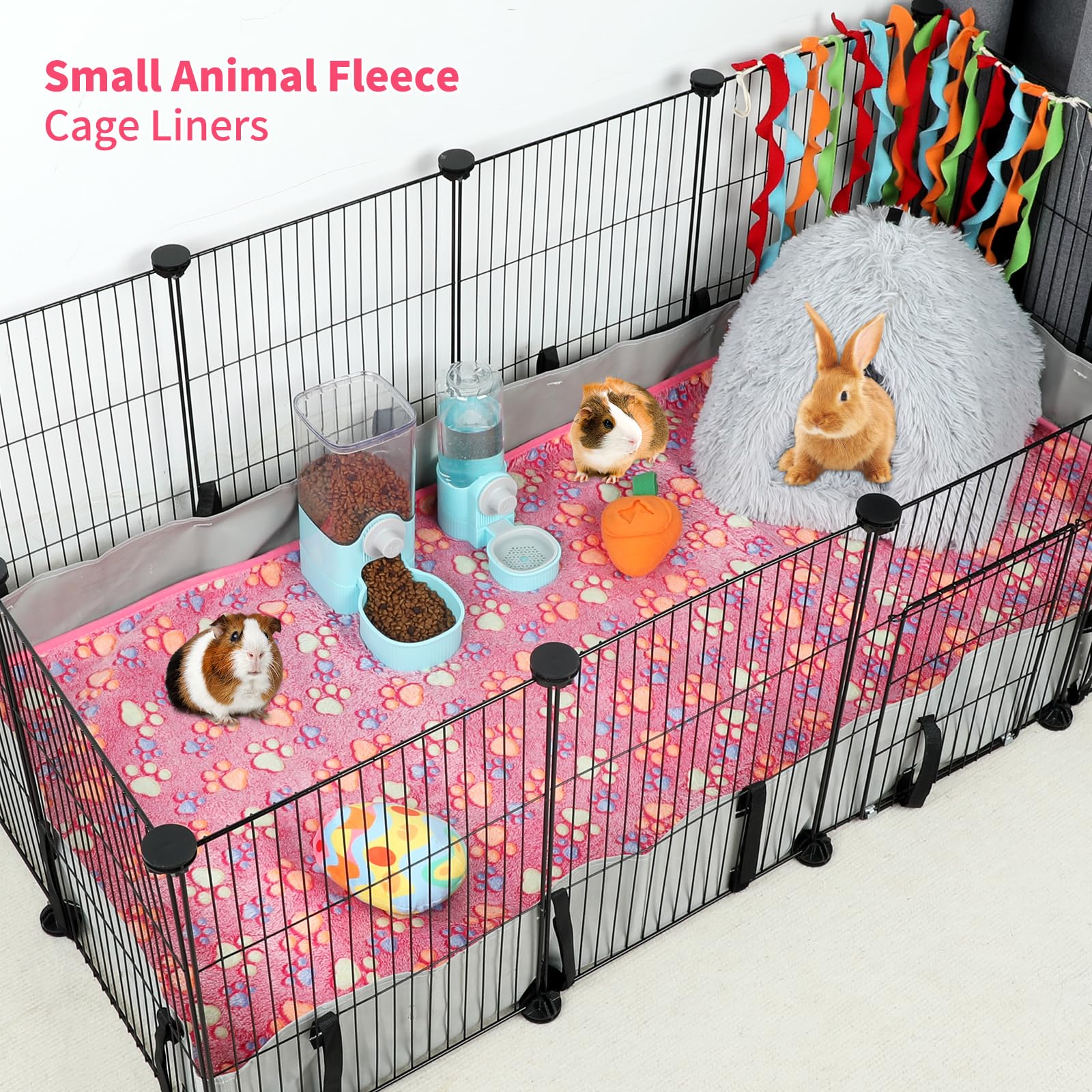YUEPET odor-control cage liner keeps the cage neat and paws dry.