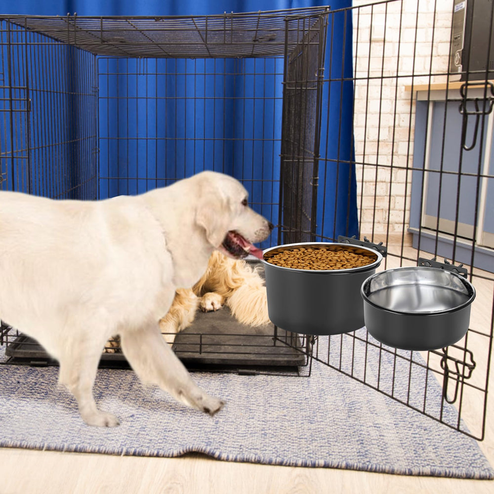 Yummy Sam non-spill design keeps crate area tidy during feeding