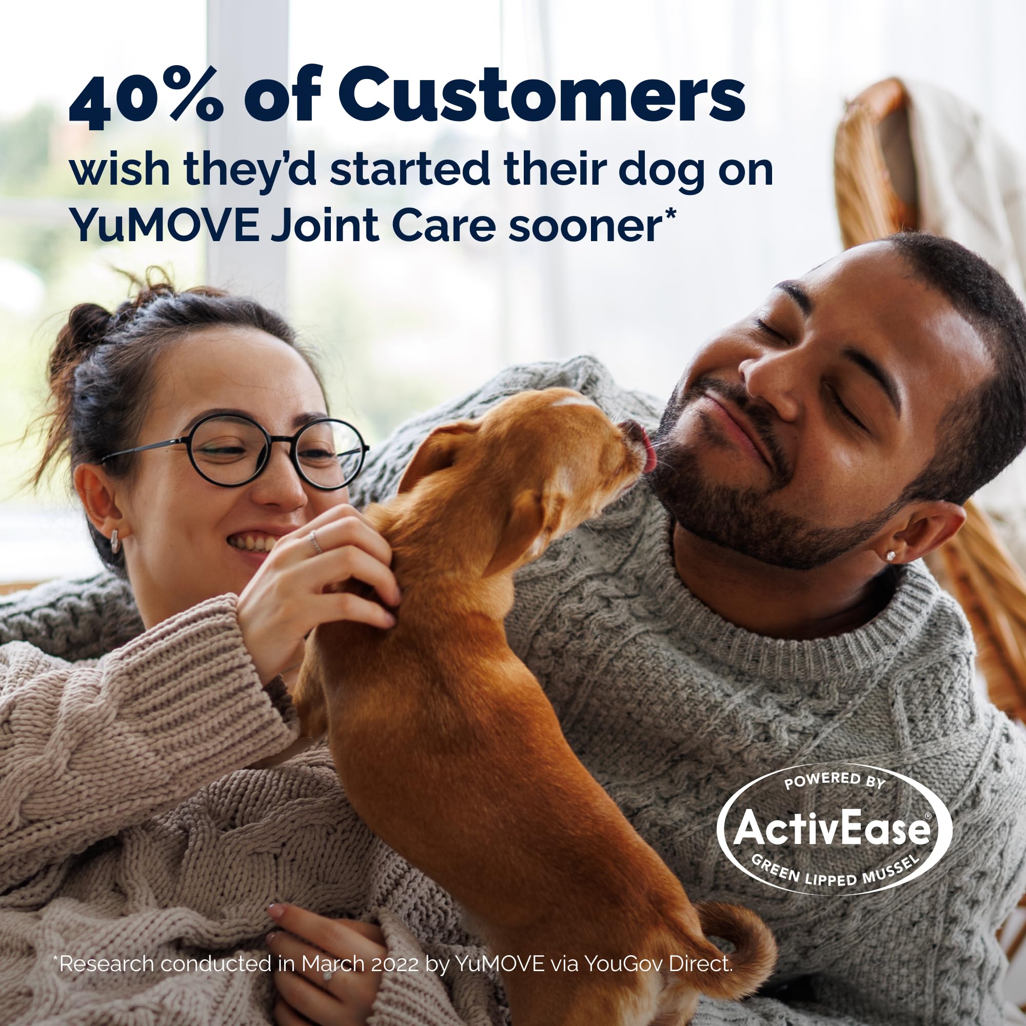 YuMOVE usage-scene showing dog and owner in routine joint care