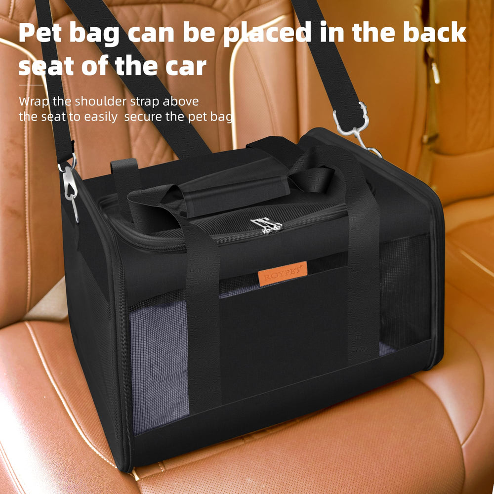 YUNIQUE carrier travel-ready in car or vet visits for safe transport