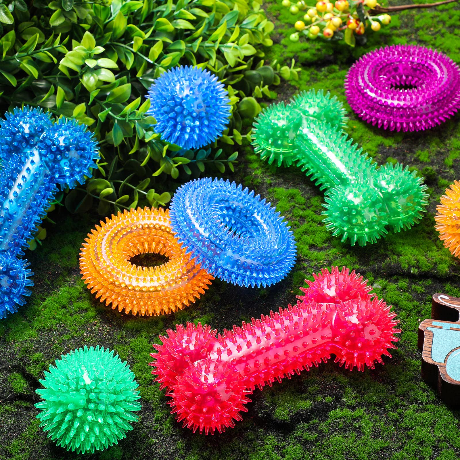 Yunsailing Christmas dog toy gift pack sparks festive fetch and teething fun.