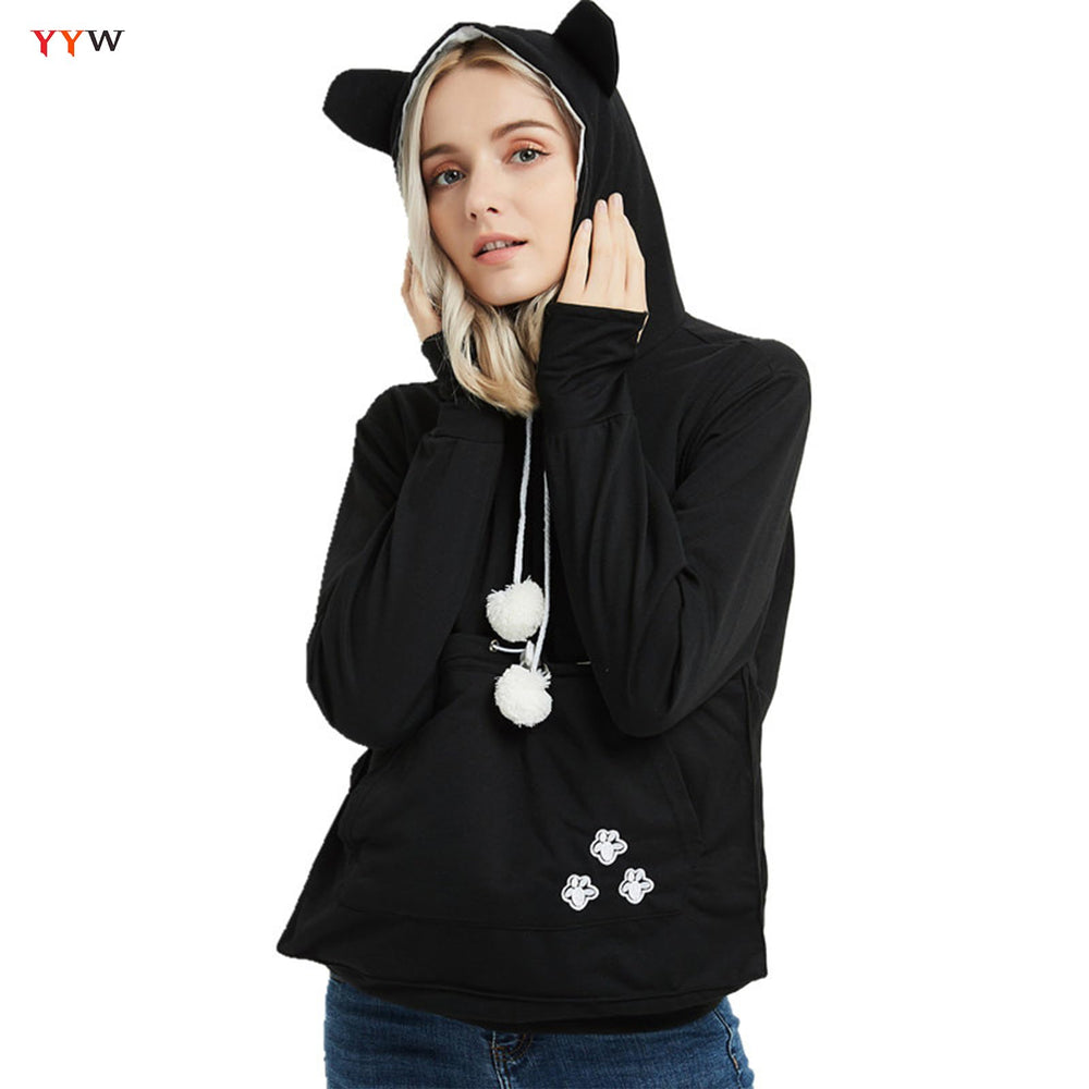 YYW Oversized fit model wearing hoodie conveys relaxed style and easy layering.