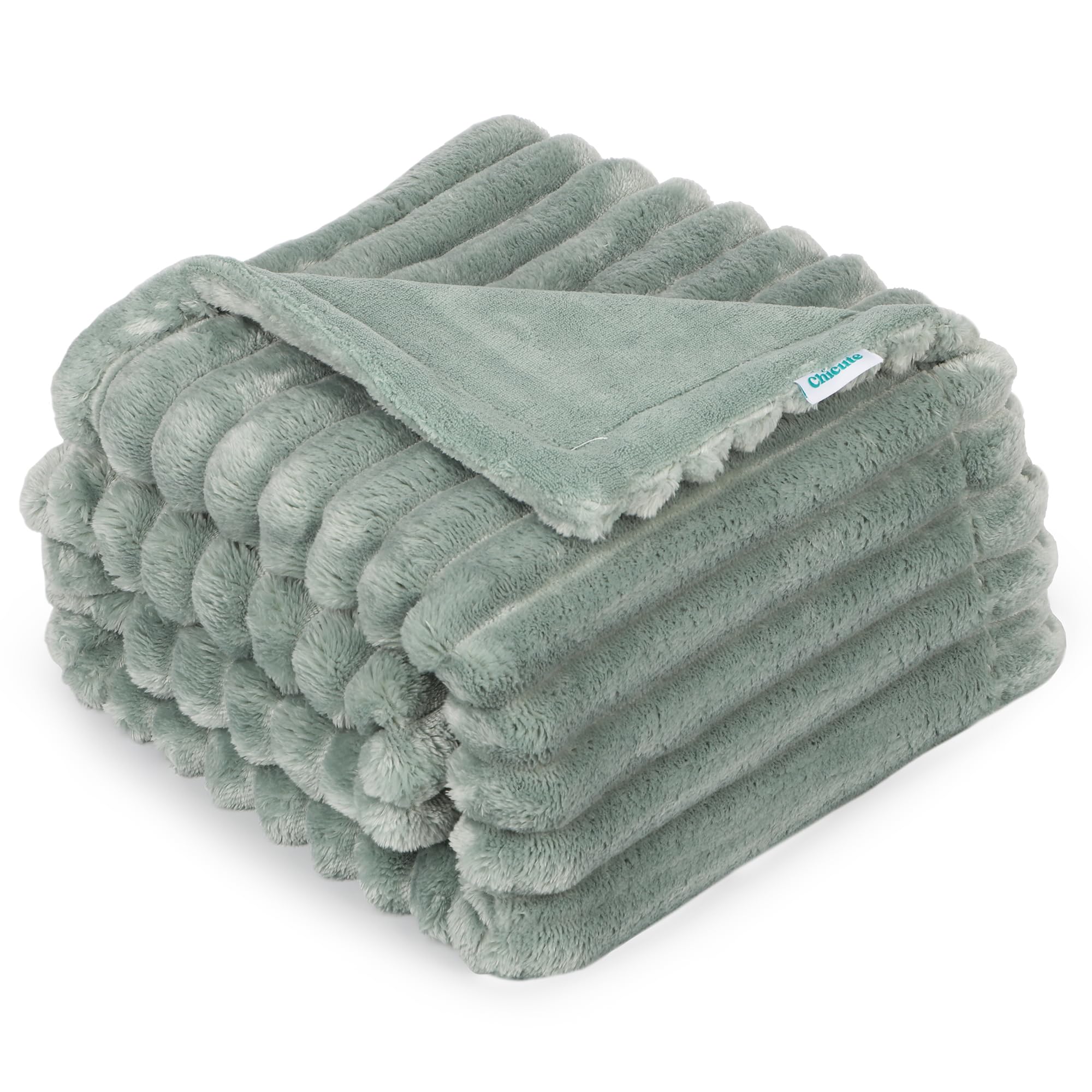 ZAKAPAWS waterproof dog blanket front view offers cozy warmth and couch protection.