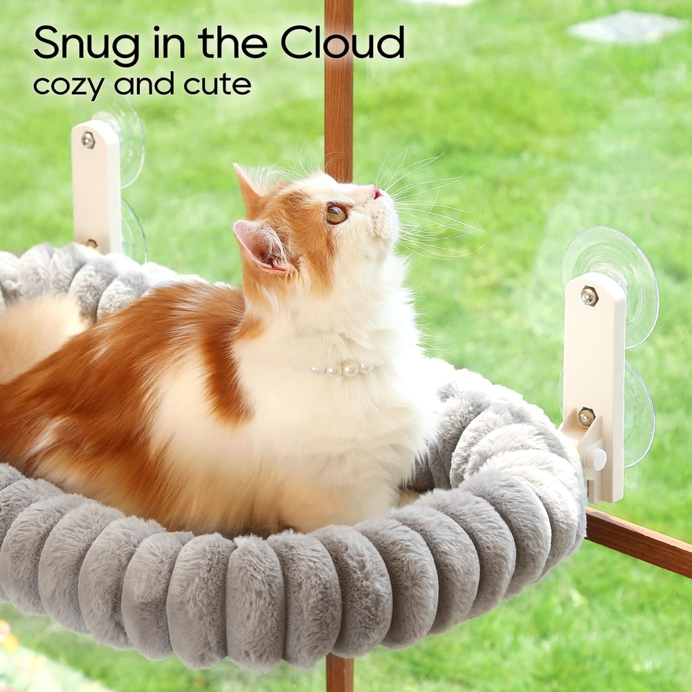 Zakkart SnugCloud includes free suction-cup replacements for one year.