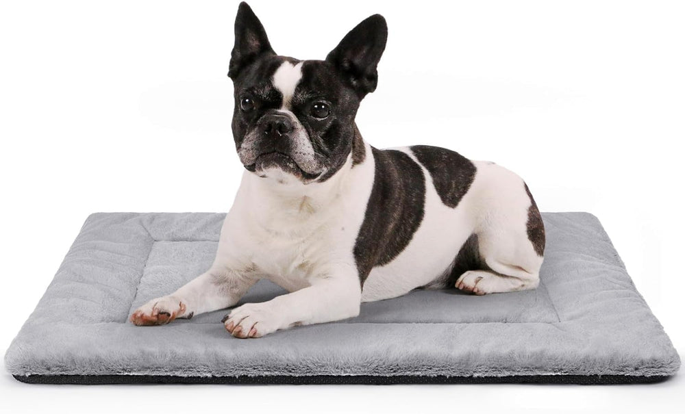 ZENGAOOU Washable Dog Crate Bed grey closeup plush faux fur for cozy naps.