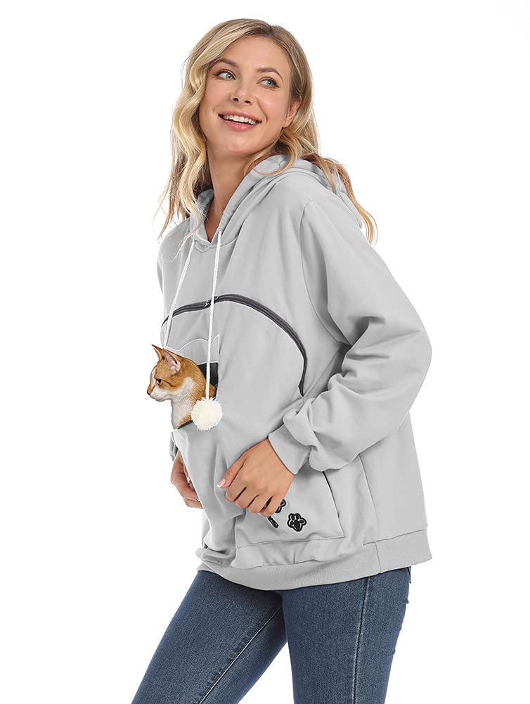ZIIFULLHOU multipocket-pouch-sweater provides room for phone, keys, and treats.