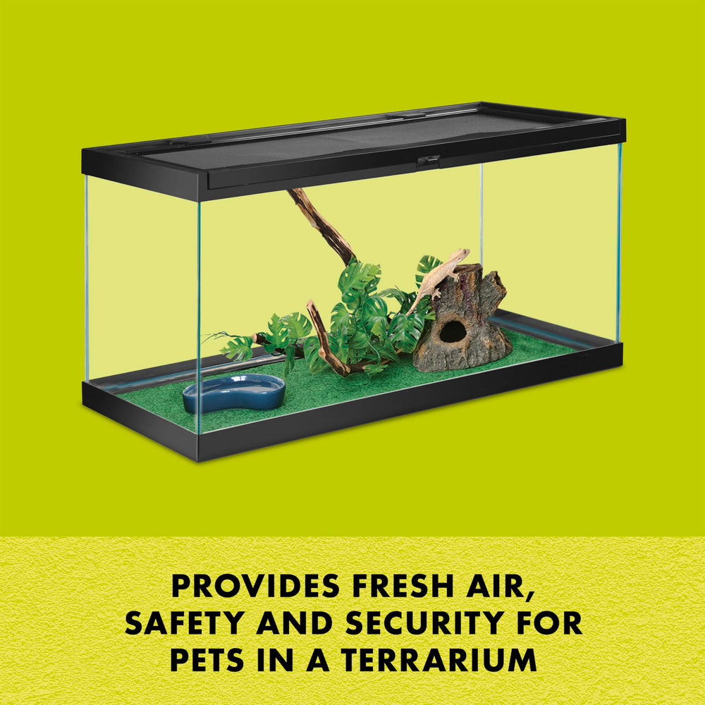 Zilla Fresh Air Screen Cover side view highlights claw-resistant mesh and sturdy construction