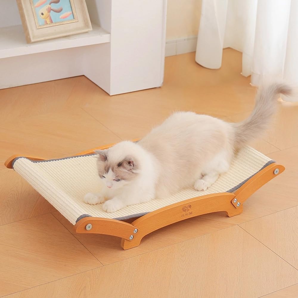 ZLAFM Extra-Large Sisal Scratch Pad shows a spacious surface for big cats' claws.