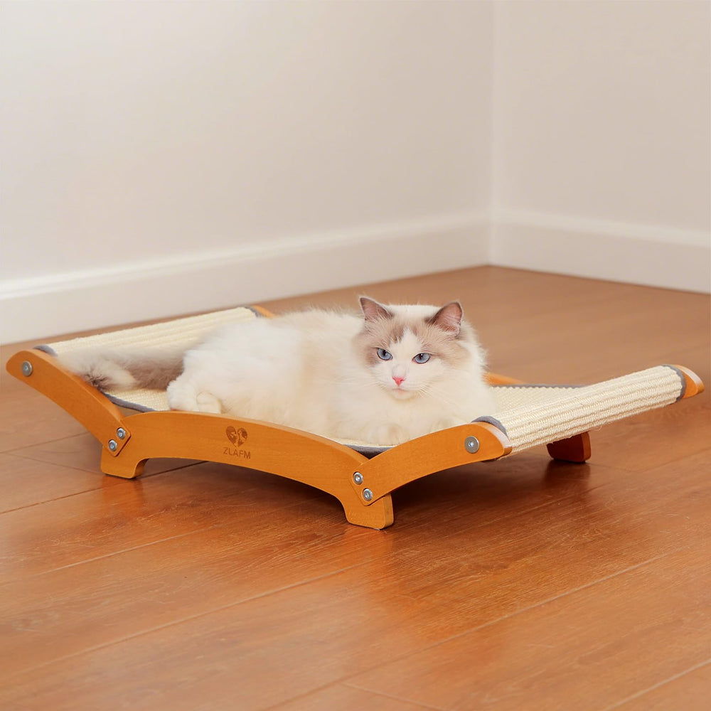 ZLAFM Large-cat friendly scratcher promotes comfortable resting space indoors.