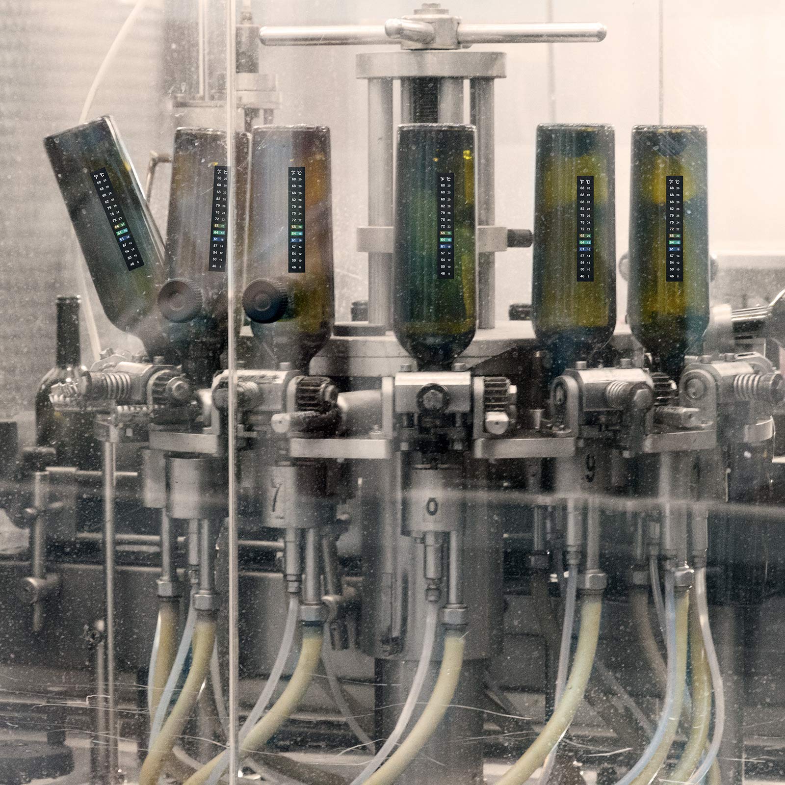 Zonon stick-on temperature strip for beer: easy application and reliable surface adhesion