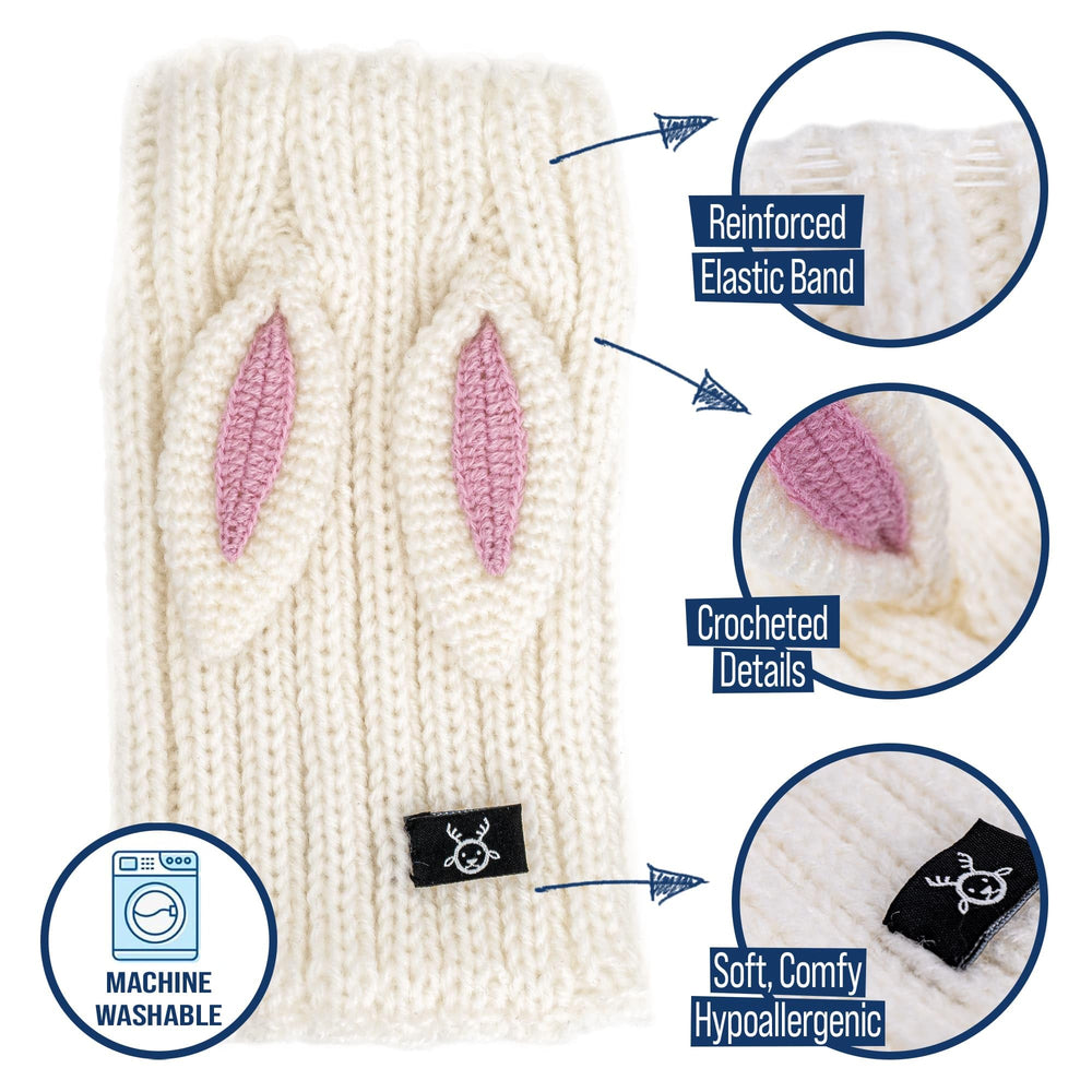 Zoo Snoods handmade knitted yarn provides soft warmth for chilly days.