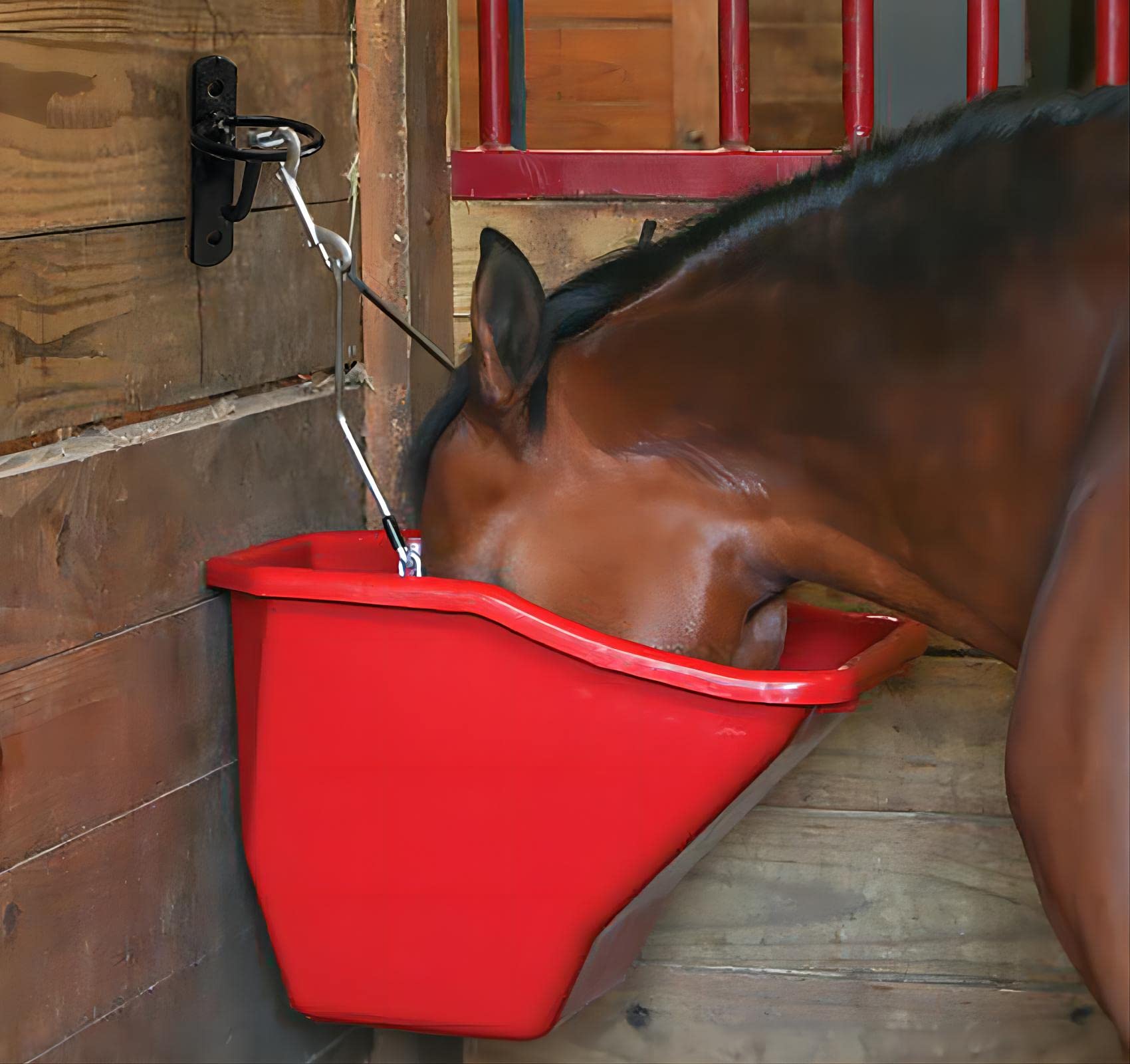 ZRruowin bucket hanger hook closeup highlighting durable ring