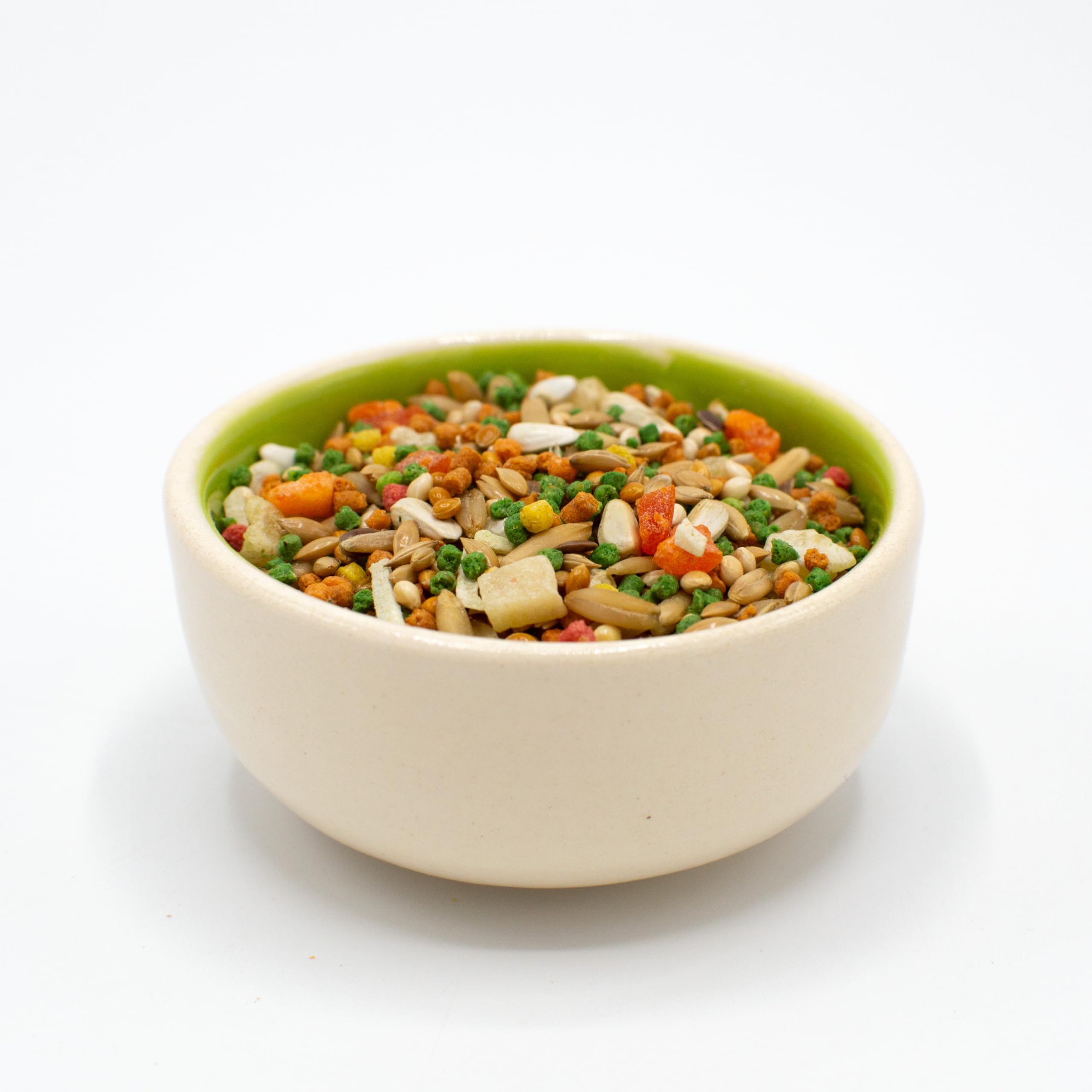 ZuPreem Smart Selects seed-vs-pellet comparison—clear nutrition upgrade for large parrots.