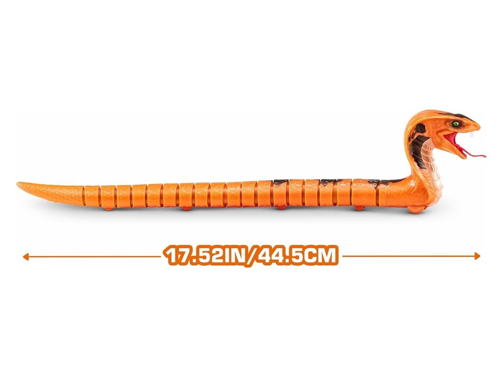 ZURU Alive Cobra Real close-up focuses on vivid detailing and color accents